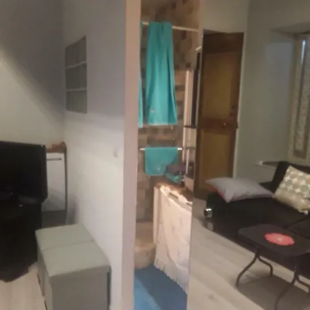 Avec Mezzanine Apartment